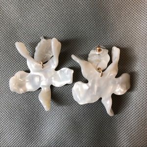 Lele Sadoughi Small Paper Lily Earrings